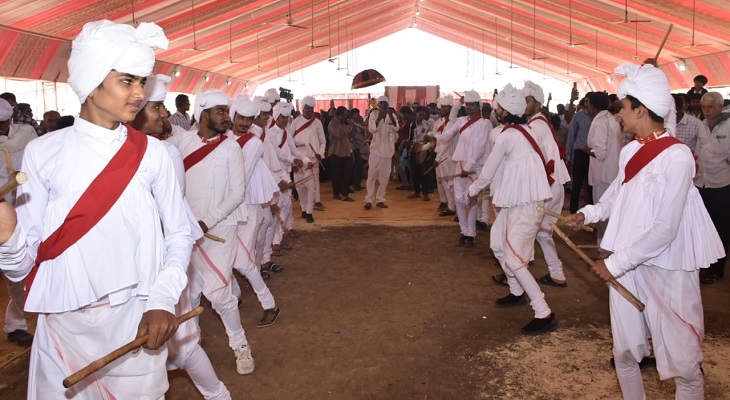 Aajkaal Daily (Desh Pardesh Ni Aajkaal)