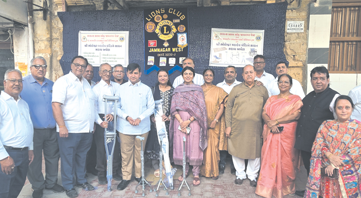 Aajkaal Daily (Desh Pardesh Ni Aajkaal)