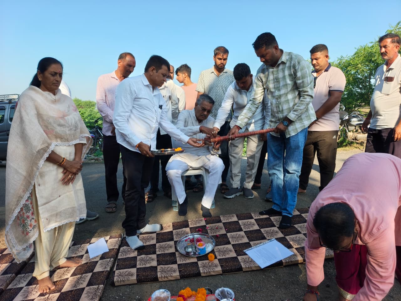 Aajkaal Daily (Desh Pardesh Ni Aajkaal)
