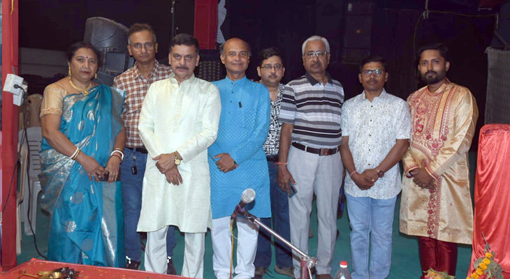 Aajkaal Daily (Desh Pardesh Ni Aajkaal)