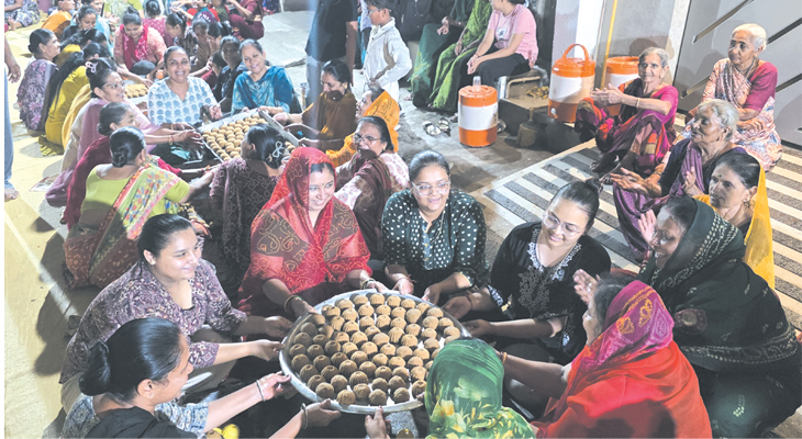 Aajkaal Daily (Desh Pardesh Ni Aajkaal)