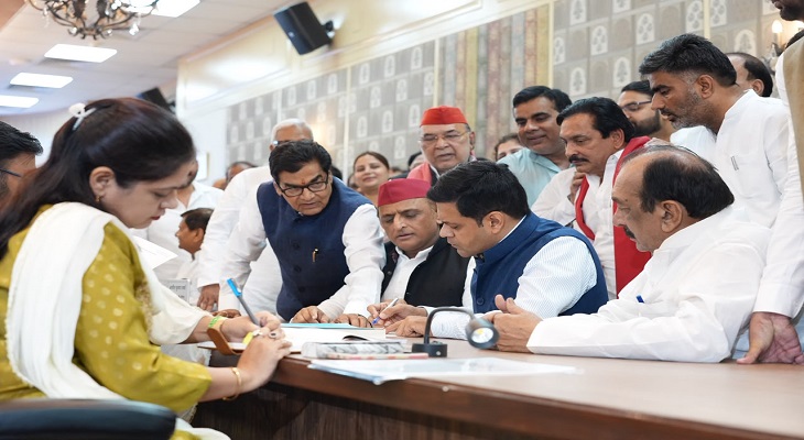 Aajkaal Daily (Desh Pardesh Ni Aajkaal)